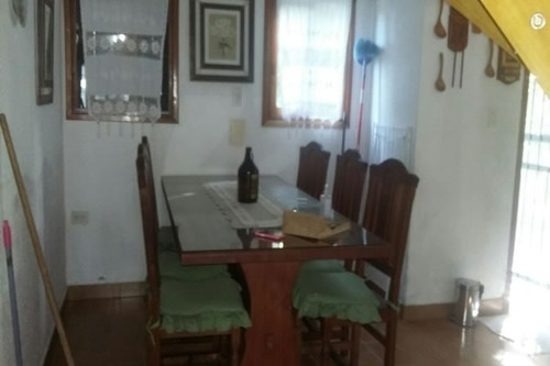 Imagen 4 de 24 de Casa Alpina Ubicada En Barrio Norte Gas Natural Y Alarma