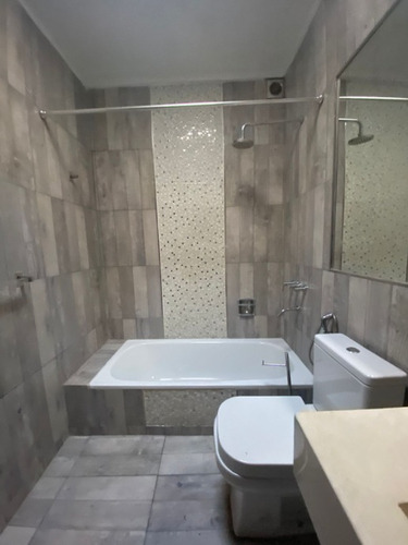 Casa En Venta En Remedios De Escalada Oeste