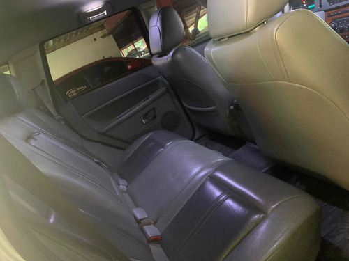 Toyota Meru Prado 4x4