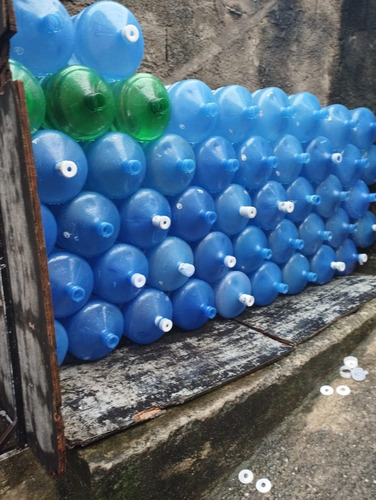 Vende-se Distribuidora De Agua E Gas Na Vila Nhocuné