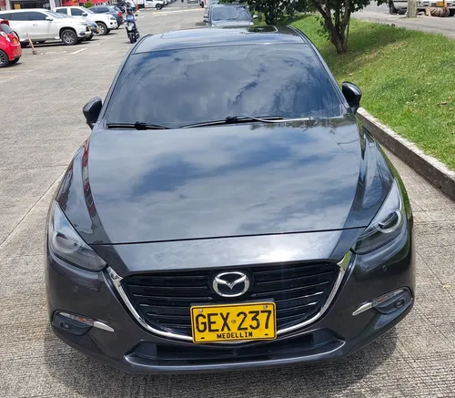 Mazda 3 2.0 Grand Touring