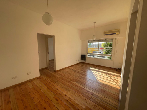 Imagen 1 de 11 de Venta De Departamento De 2 Ambientes En Sarandí