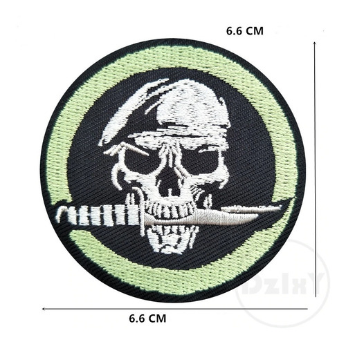 Imagen 2 de 3 de Calavera Cuchillo Boina Fuerzas Especiales Parche Bordado Xk