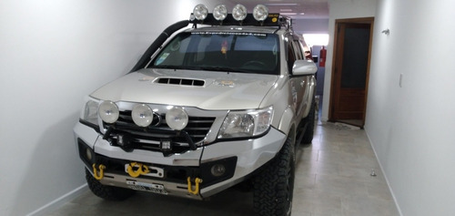 Toyota Hilux 3.0 Cd Srv Cuero I 171cv 4x4 2013