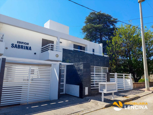 Imagen 3 de 11 de Departamento En Venta - 1 Dormitorio C/cochera - Carlos Paz