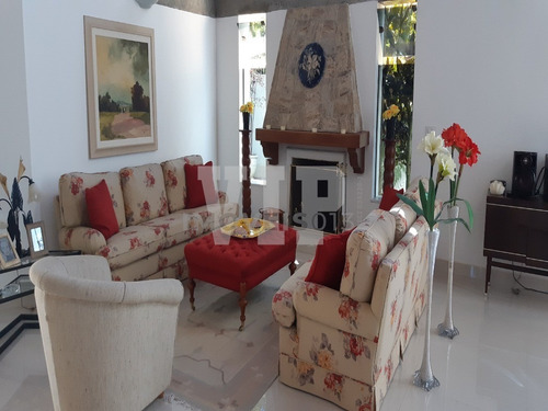 Imagem 4 de 30 de Casa Finamente Decorada Em Condomínio De Luxo - Jardim Acapulco - Guarujá - Ca00004 - 33901804