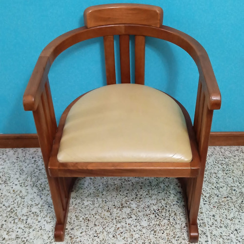 Silla Poltrona En Madera De Caoba Y Cuero