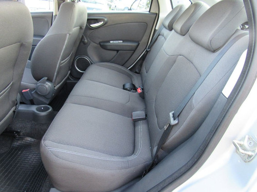 Fiat Grand Siena 1.4 Mpi Attractive 8v