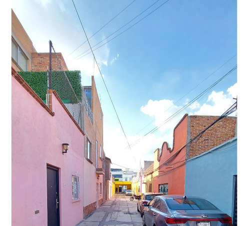 Casa En Venta Para Inversionista En Calle Pino Suarez Col Centro Queretaro Irr