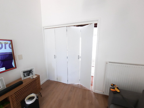 Imagen 3 de 6 de Puerta Plegable A Medida En Madera - 4 Hojas Valor Instalada