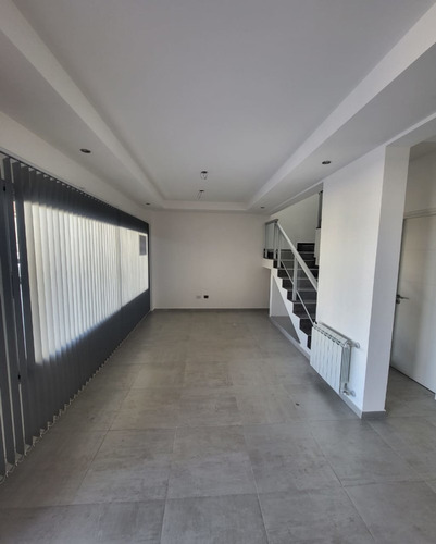 Imagen 27 de 28 de Claros Del Bosque / Village, Duplex De 3 Dormitorios, Escritorio, Pileta, Asador