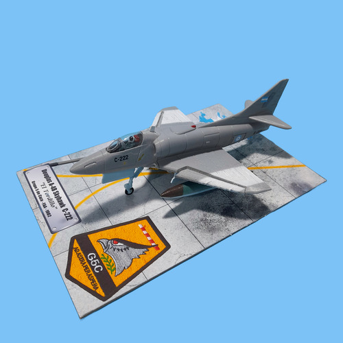Maqueta Avión A Escala 1/48 A-4b Tordillo Argentino Malvinas