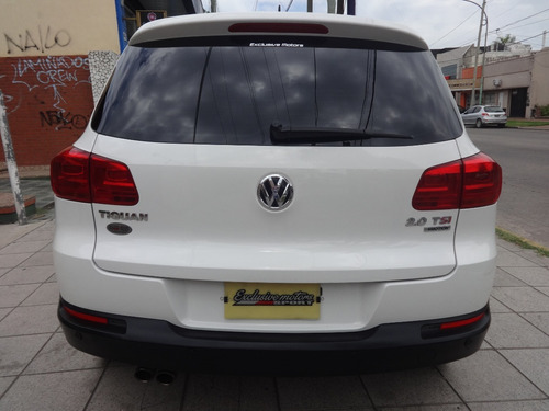 Imagen 7 de 20 de Volkswagen Tigual Sport & Style 200tsi 4motion { Excelente }