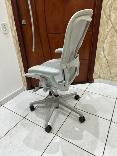 Cadeira Herman Miller New Aeron C Não Compra C Mercado Envio Grafire Mersh (Usado)