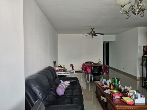 Imagen 4 de 13 de Venta De Apartamento De 155 M2 En Ph Marina Plaza, San Francisco 22-1942gg