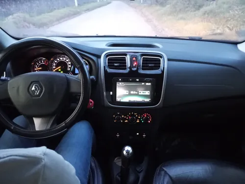 Renault Logan 1.6 Dynamique