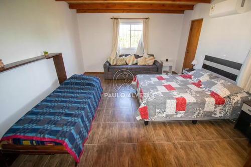 Ideal Para Disfrutar Las Vacaciones, Zona Tranquila, A Minutos Del Centro Del Balneario Y A Metros Del Mar