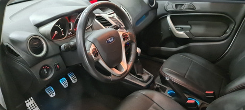 Ford Fiesta Kinetic Design 1.6 Design 120cv Titanium 2011