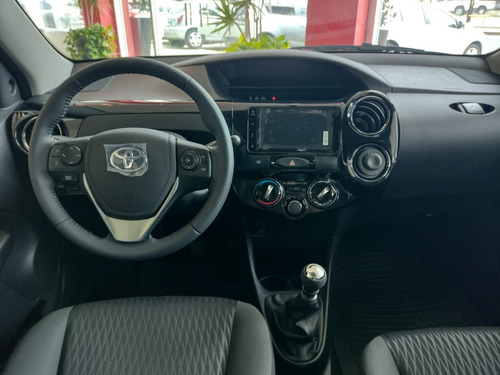 Imagen 3 de 7 de Etios X 1.5 Vvti 103 Cv 6 M/t 5p Febrero 2023