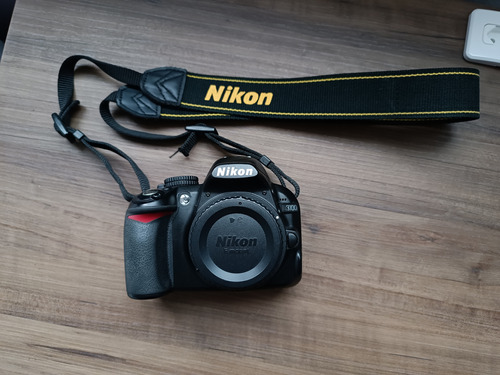 Câmera Nikon D3100 + Lentes 18-55, 18-105 E 50 + Tripé + Sd