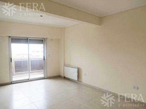 Imagen 7 de 10 de Venta De Departamento 2 Ambientes En Sarandi (24182)