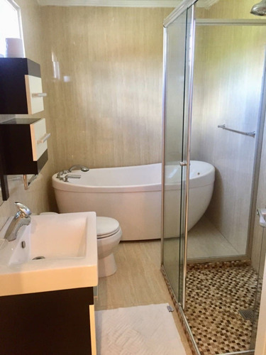 Imagen 11 de 17 de Se Alquila Hermoso Town House En Urb. Villa Antillana