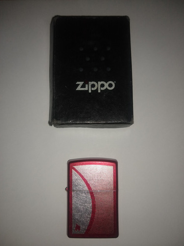 Encendedor Zippo Rojo Usado Como Nuevo  1×15$  2-3×10$