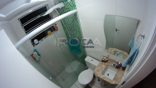 Venda De Apartamentos / Padrão Na Cidade De São Carlos 23631
