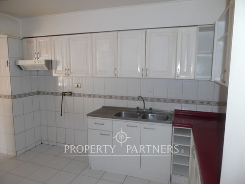 Arriendo Departamento De 3 Dormitorios En Jardines...