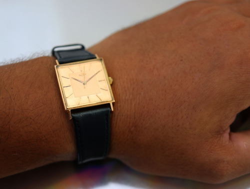 Movado Quadrado Automatico Relogio Pulso Em Ouro 18k J20012