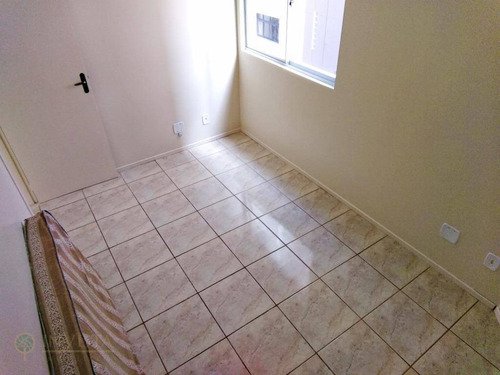 Imagem 21 de 30 de Apartamento Com Ótima Localização No Centro De Florianópolis. - Ap3865