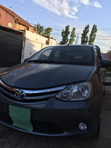 Toyota Etios 1.5 Sedan Xls 2015