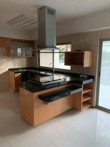 Imagen 2 de 10 de Casa En Venta Y/o Renta En Valle Real