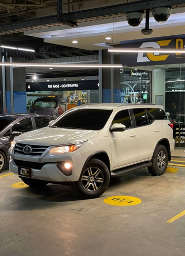 Toyota Fortuner 2.7l