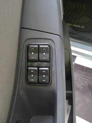 Imagem 5 de 11 de Chevrolet Agile 2014 1.4 Ltz 5p