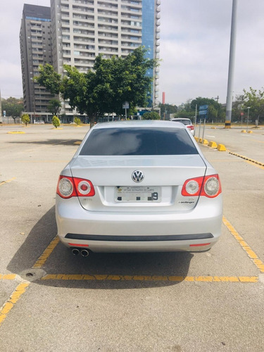 Volkswagen Jetta 2.5 I 20v 170cv Gasolina 4p Tiptronic 2008