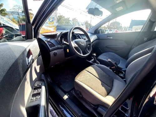 Imagem 9 de 11 de Hyundai Hb20s 1.6 Comfort Plus 16v Flex 4p Automatico