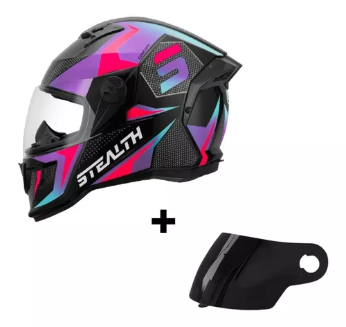 Capacete de moto, desenho realista corrida de moto preto, jogo