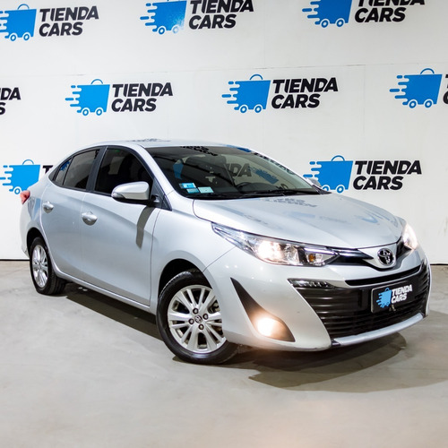 Imagen 1 de 8 de Toyota Yaris Xls 4 Puertas Mt