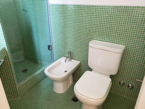 Imagen 15 de 22 de Frente Al Club De Golf, 180m2, 3 Dormitorios, 4 Baños, Servicio Completo, Garaje X2