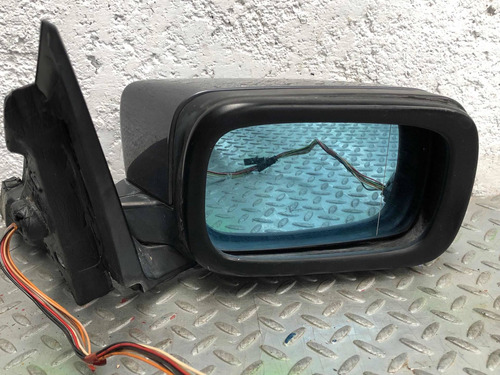 Retrovisor Der Bmw 320 I Aut V6 2.2 98/2007 (Usado)