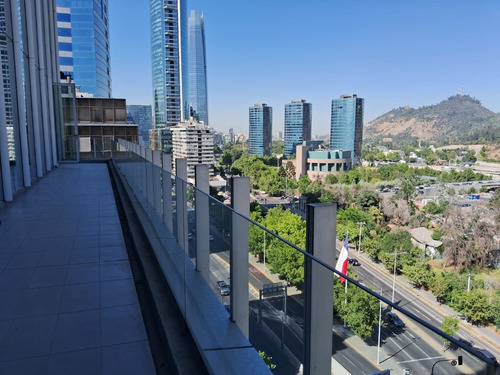 Excelente Oficina Amoblada Y Espectacular Terraza En El Golf