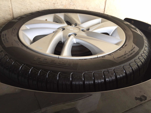 Hyundai Hb20s 1.6 Premium Flex Aut. 4p 2014