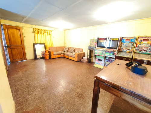 Propiedad En Venta En Huechuraba 7d | 3b | 3e