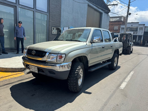 Toyota Hilux 2.4 Ex Hi Rider Plus