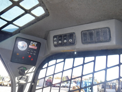Imagen 5 de 11 de Minicargador Sobre Llantas Caterpillar 246d 2015 Folio 13589