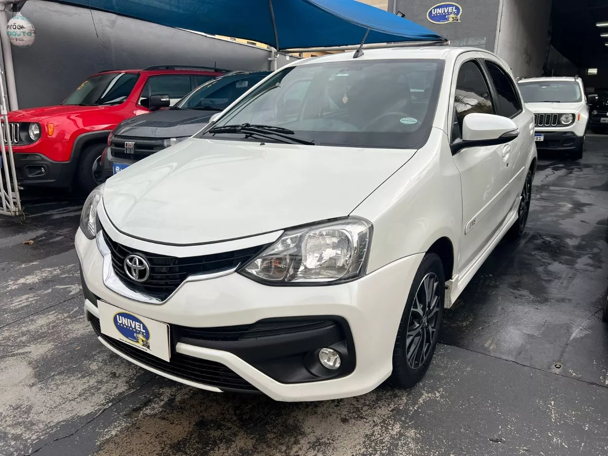 Toyota Etios 1.5 16v Platinum Aut. 5p