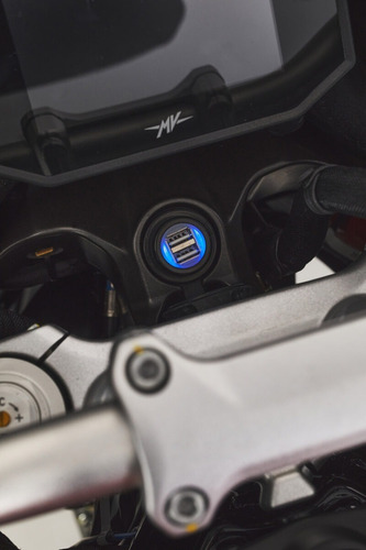 Imagen 10 de 21 de Mv Agusta Turismo Veloce Rosso 2022- No Ducati, Bmw, Triumph