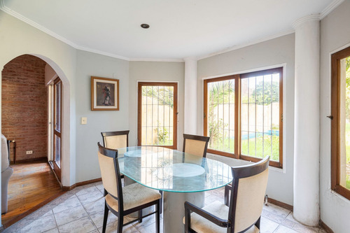 Imagen 15 de 30 de Casa En Venta En Saavedra Jardin Pileta Y Cocheras