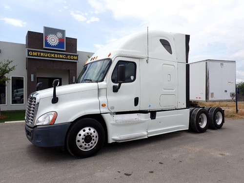 Tracto Camión Freightliner Cascadia 125 Año: 2013 Gmy100639